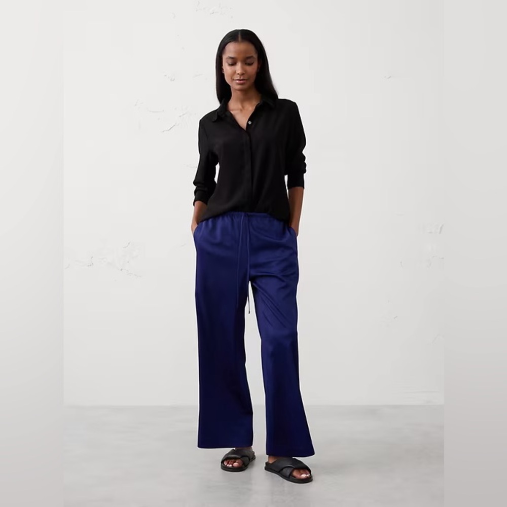 BANANA REPUBLIC WIDE-LEG CRINKLED SATIN PULL-ON PANT - NWT